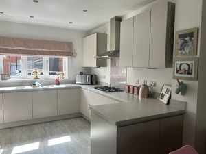 Photo 25- click for photo gallery